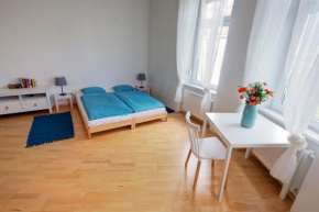 Apartment N16